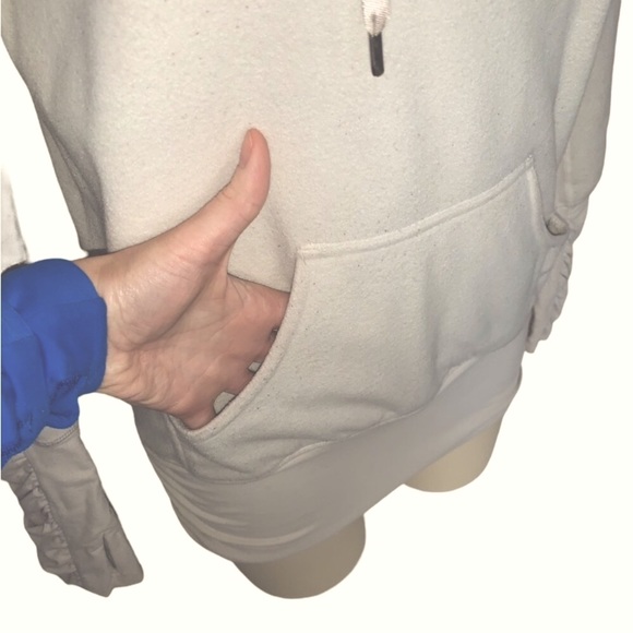 Lululemon Don’t Hurry Be Happy Pullover Polar Cream Fleece Sweater Size 4 - Picture 8 of 10